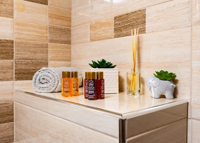 Tiny Secret Place Next To Mu With Private Parking Lejlighed