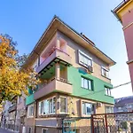 Tiny Secret Place Next To Mu With Private Parking Пловдив