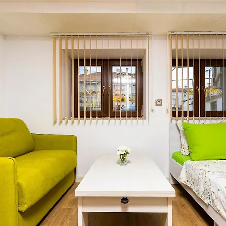 Tiny Secret Place Next To Mu With Private Parking Апартамент *