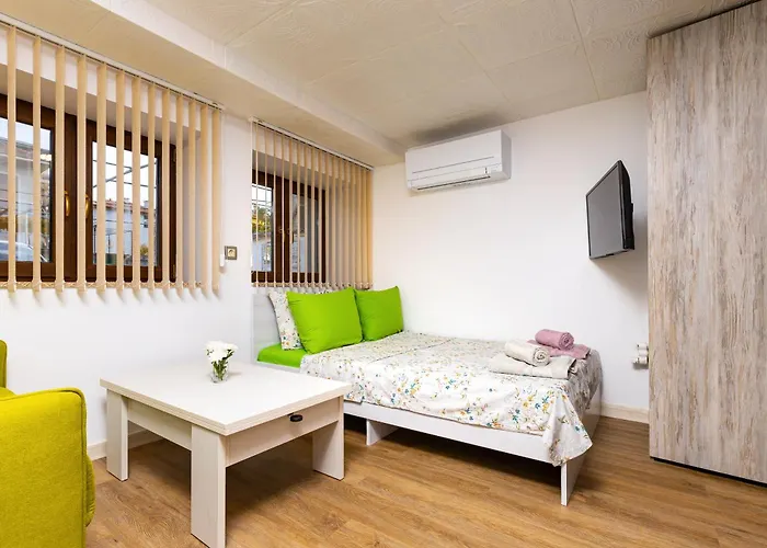 Tiny Secret Place Next To Mu With Private Parking 公寓 普罗夫迪夫